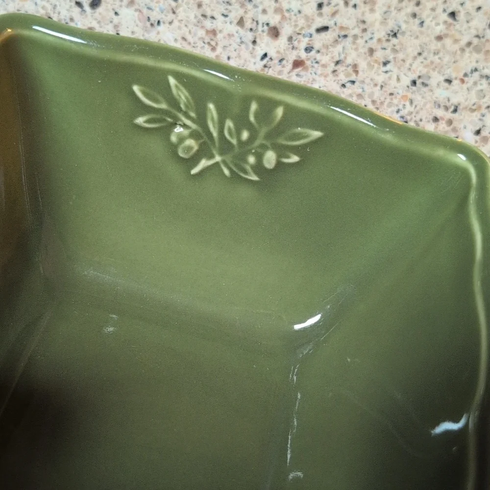 Sur La Table / Green Ceramic Olive Dish